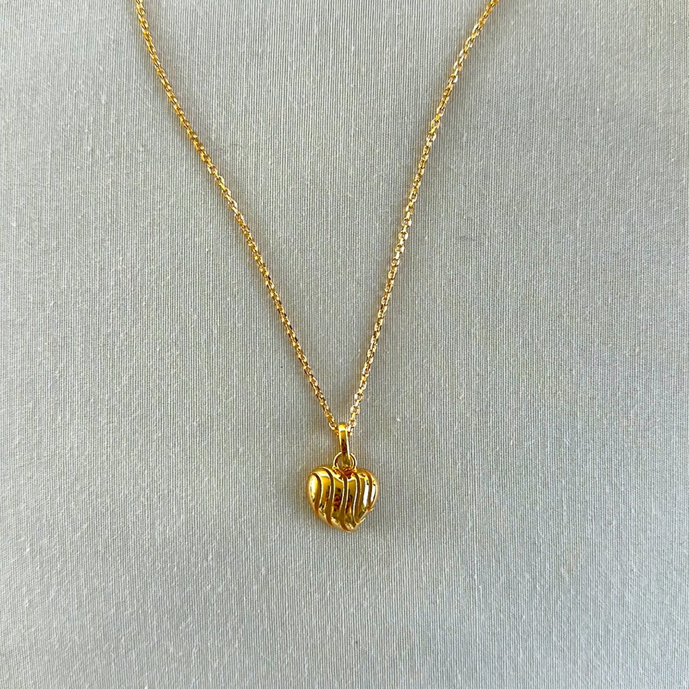 NWT!!! 925 Sterling Silver, 18k gold plated necklace, gold tone